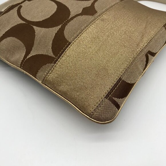 Coach Brown Signature Canvas Swingpack Crossbody 40758 - Picture 6 of 11